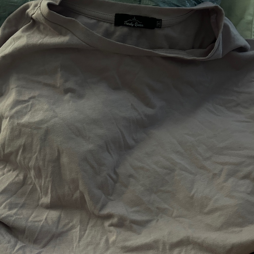 Men's Gray Shirt